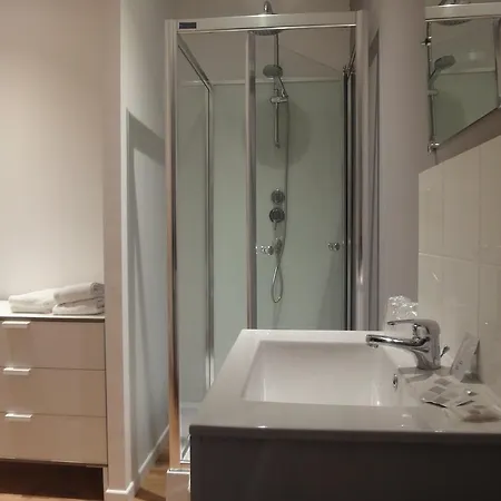 La Villa du 15: Chambres Indépendantes avec Piscine Chauffée Les Eyzies Room photo