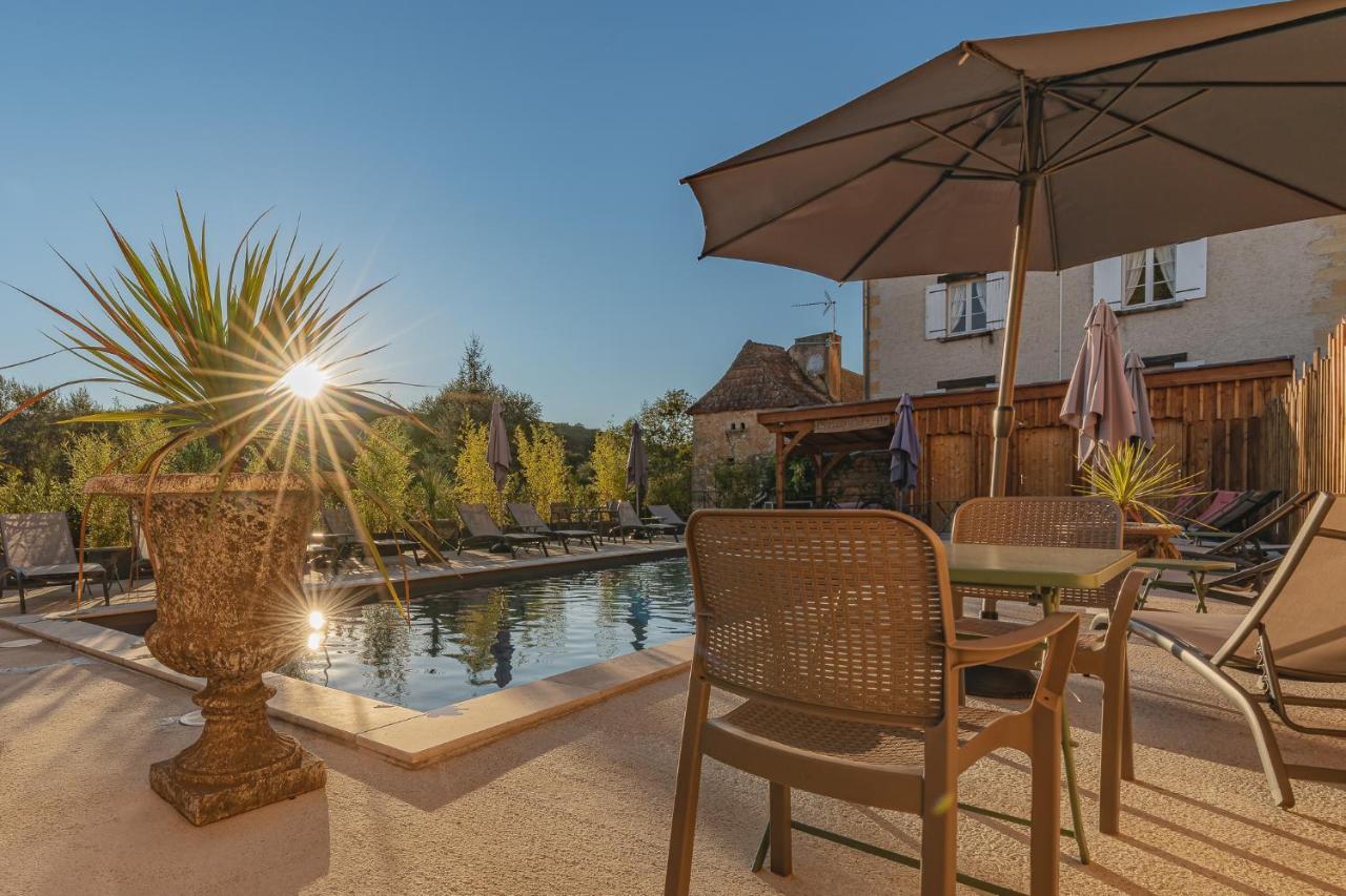 La Du 15: Indépendantes Avec Piscine Chauffée Homestay Les Eyzies